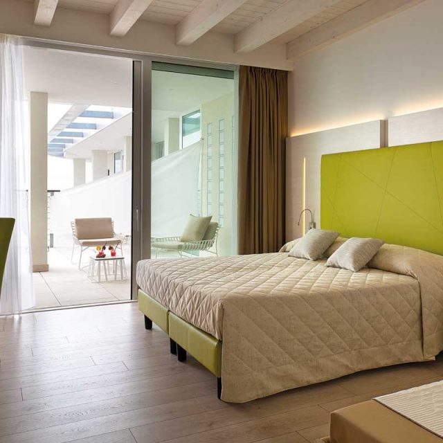 https://www.gruppo5.it/wp-content/uploads/2018/06/jesolo-palace-8-640x640.jpg