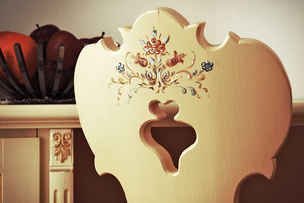 Decorazioni tirolesi Relais Fiori di Bosco Folgaria
