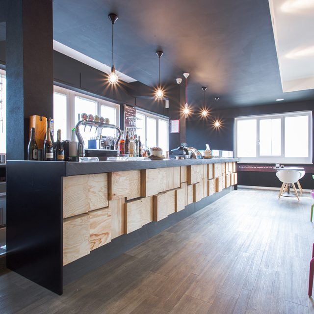 bar moderno