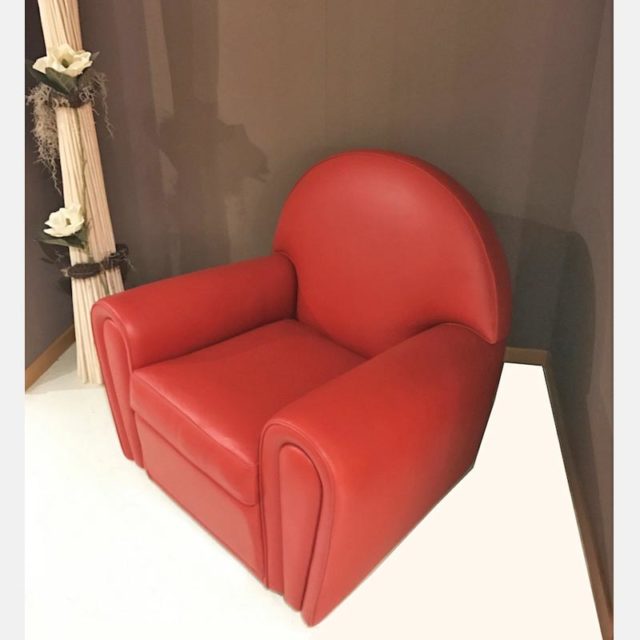 https://www.gruppo5.it/wp-content/uploads/2019/05/26-poltrona-rossa-pelle-occasione-gruppo5-640x640.jpg