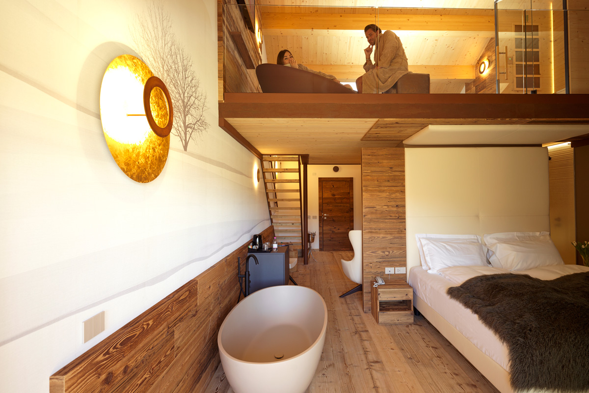 5-arredo-suite-hotel-moderno-legno