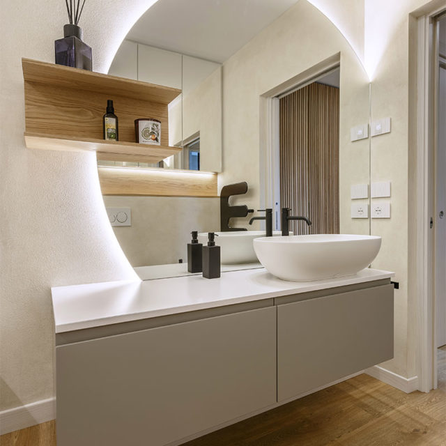 https://www.gruppo5.it/wp-content/uploads/2024/06/1-mobile-bagno-in-legno-su-misura-vicenza-640x640.jpg