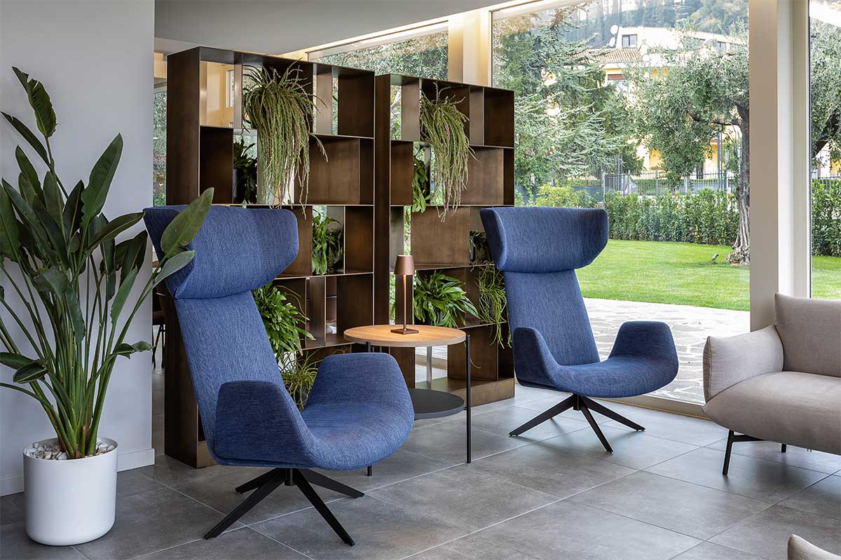 1-arredo-elegante-moderno-hall-boutique-hotel 1-arredo-elegante-moderno-hall-boutique-hotel
