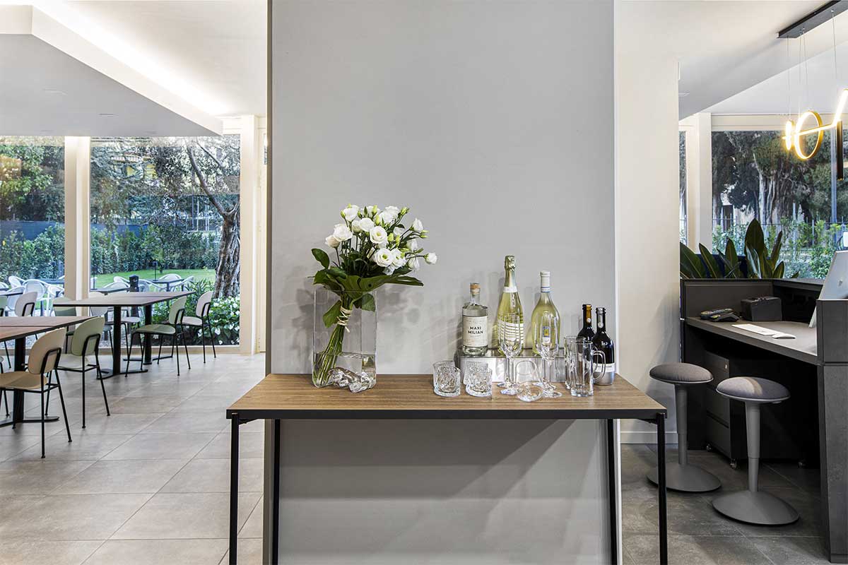 10-arredo-elegante-moderno-hall-boutique-hotel 10-arredo-elegante-moderno-hall-boutique-hotel