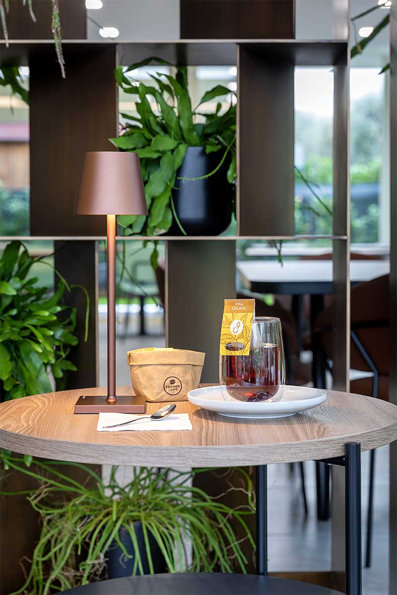 2-arredo-elegante-moderno-hall-boutique-hotel 2-arredo-elegante-moderno-hall-boutique-hotel