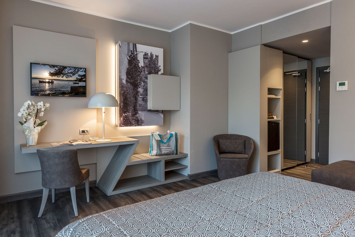 arredo-hotel-camere-moderne-lazise-7 arredo-hotel-camere-moderne-lazise-7