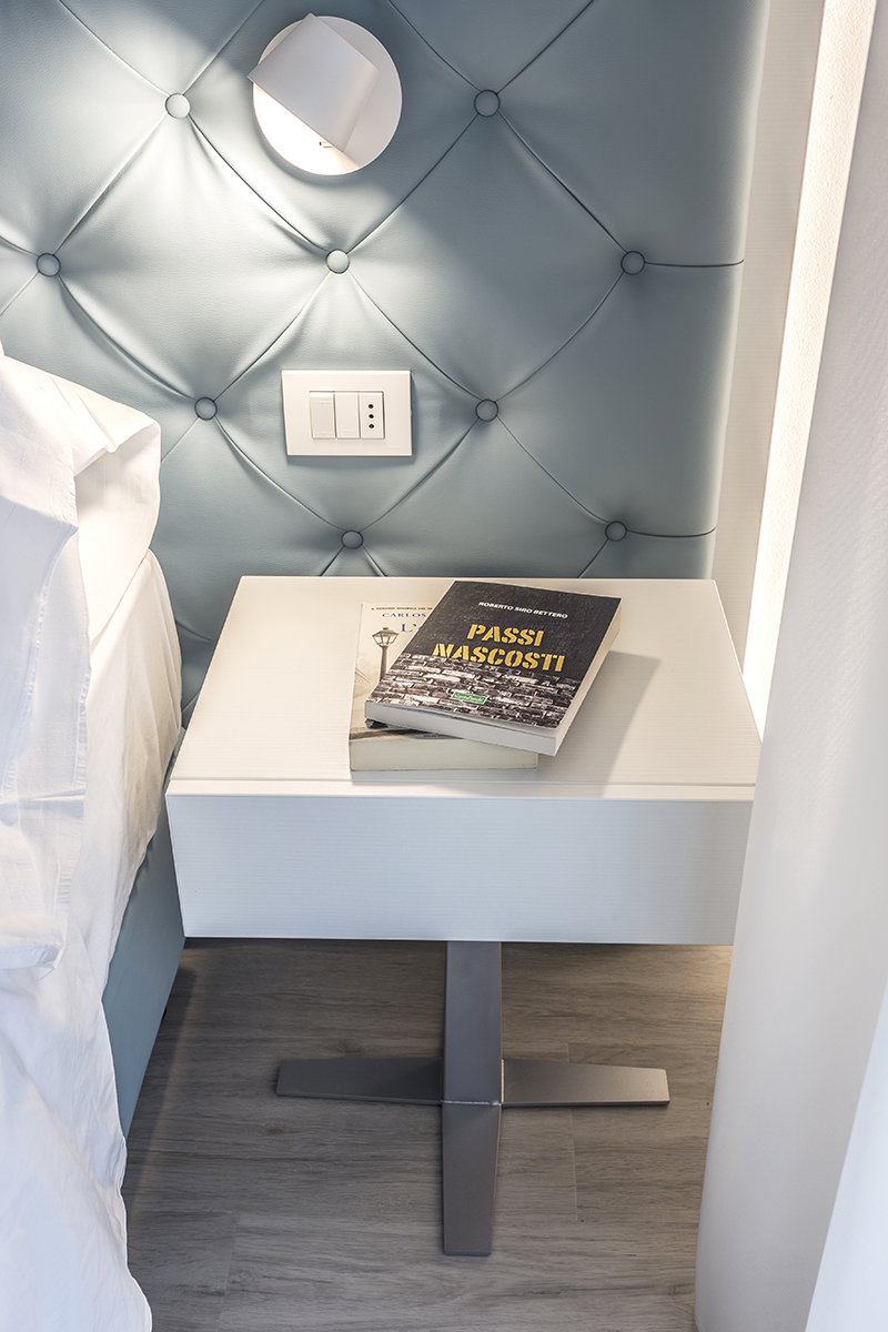 arredamenti-per-camere-hotel-moderno-jesolo-2 arredamenti-per-camere-hotel-moderno-jesolo-2