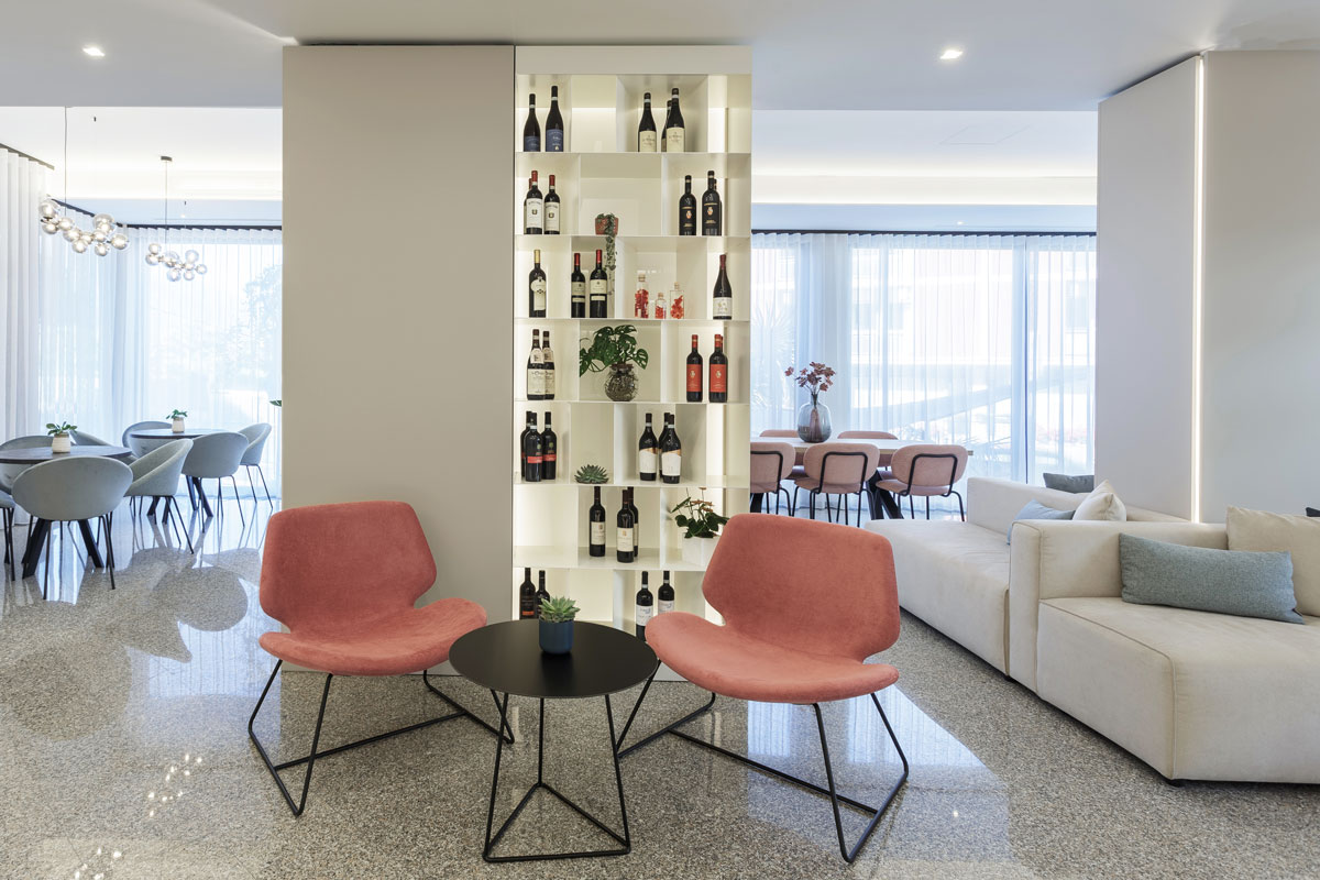 arredo-reception-hotel-moderno-su-misura-13 arredo-reception-hotel-moderno-su-misura-13