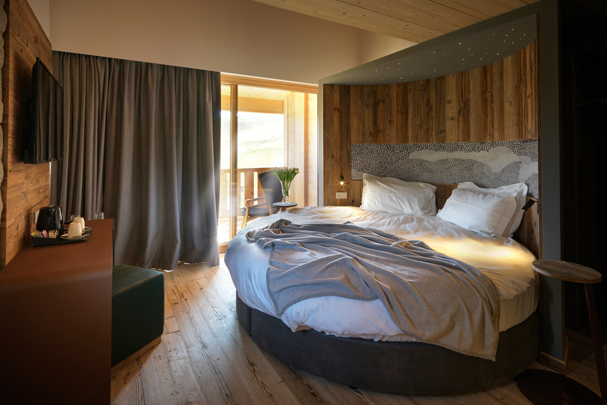 camera-hotel-design-montagna-legno-portule-7 camera-hotel-design-montagna-legno-portule-7