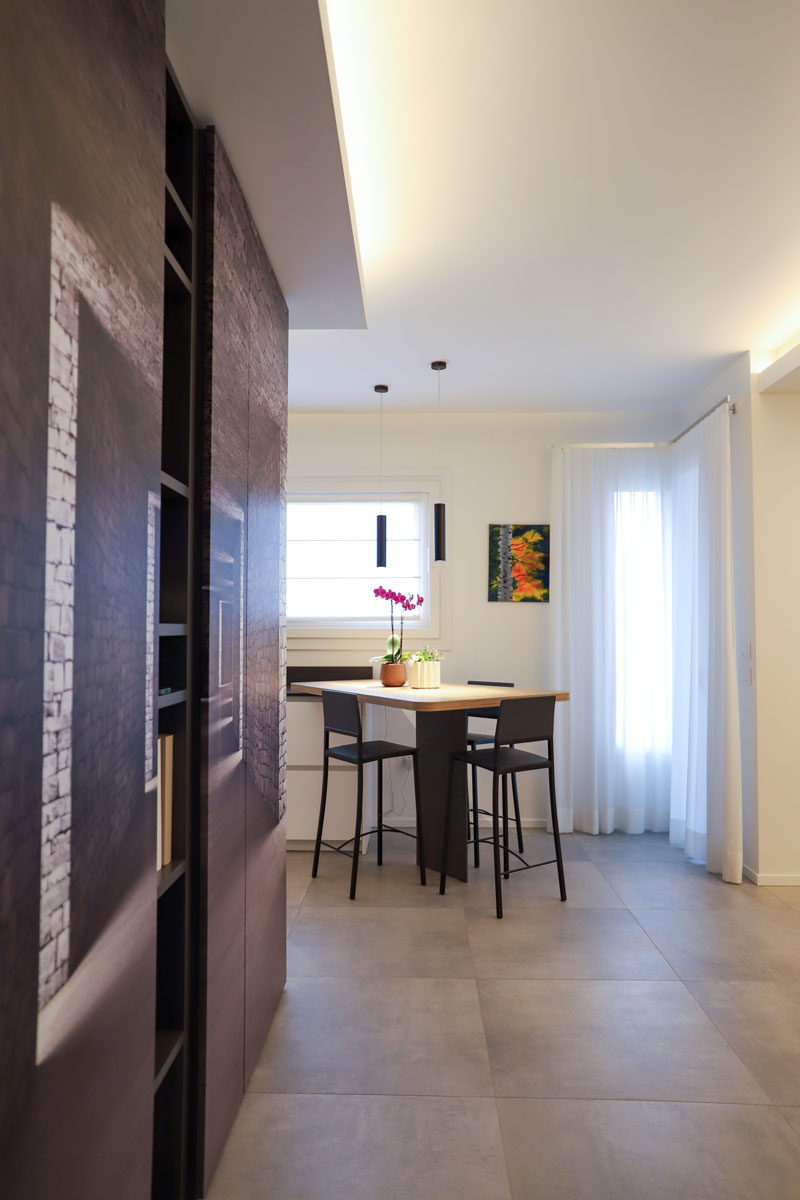 https://www.gruppo5.it/wp-content/uploads/2025/12/progetto-casa-moderna-zona-living-parete-divisoria-tv-11.jpg