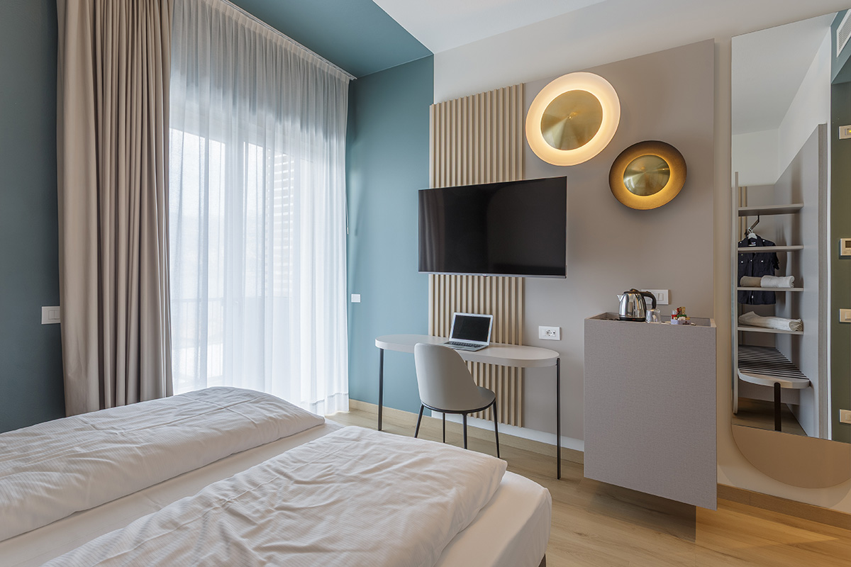 arredamenti-camere-su-misura-hotel-garni-selene-malcesine-4