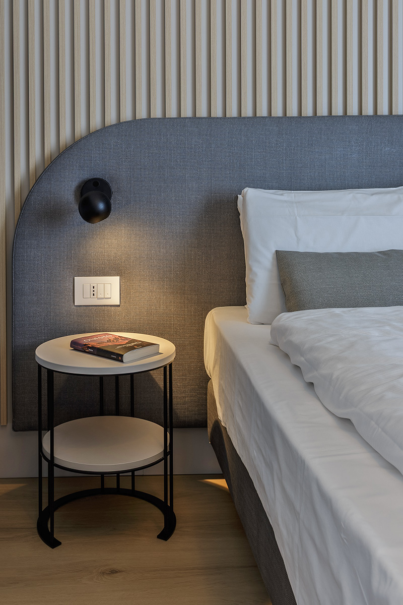 arredamenti-camere-su-misura-hotel-garni-selene-malcesine-6