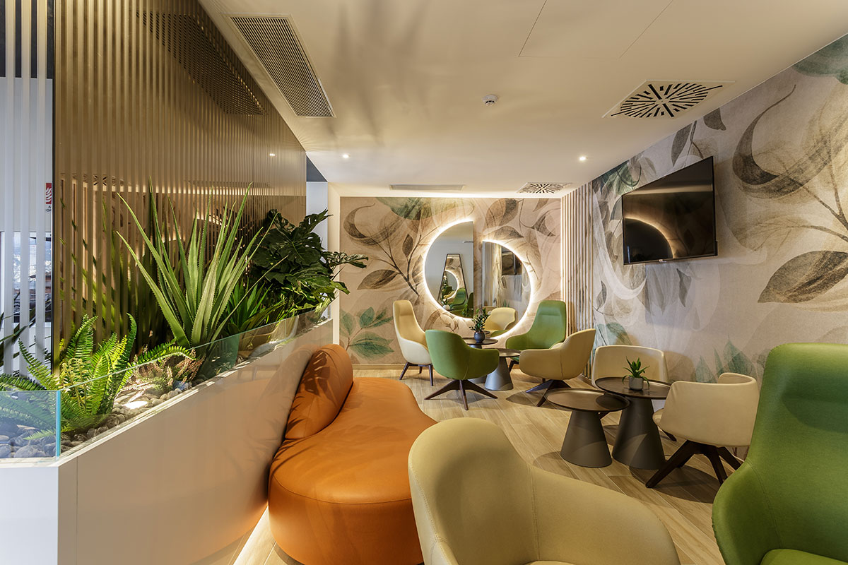 https://www.gruppo5.it/wp-content/uploads/2026/01/arredi-personalizzati-hotel-garni-selene-malcesine-5.jpg