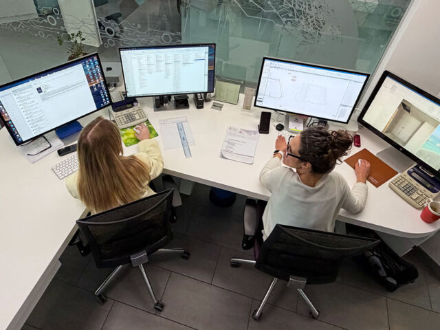 ufficio-progettazione-arredamento-contract-gruppo5 https://www.gruppo5.it/wp-content/uploads/2026/04/ufficio-progettazione-arredamento-contract-gruppo5-640x480.jpg