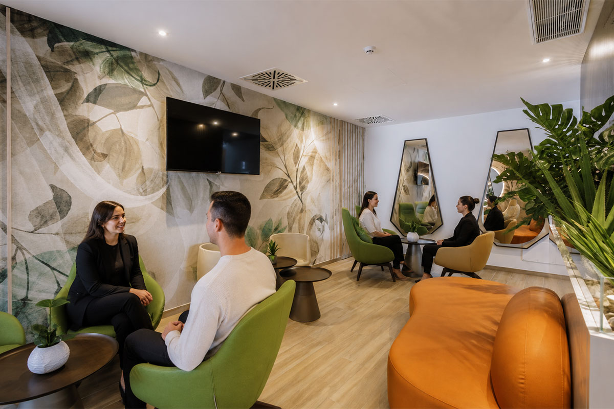 arredamento-sala-tv-hotel-garni-selene-malcesine-4