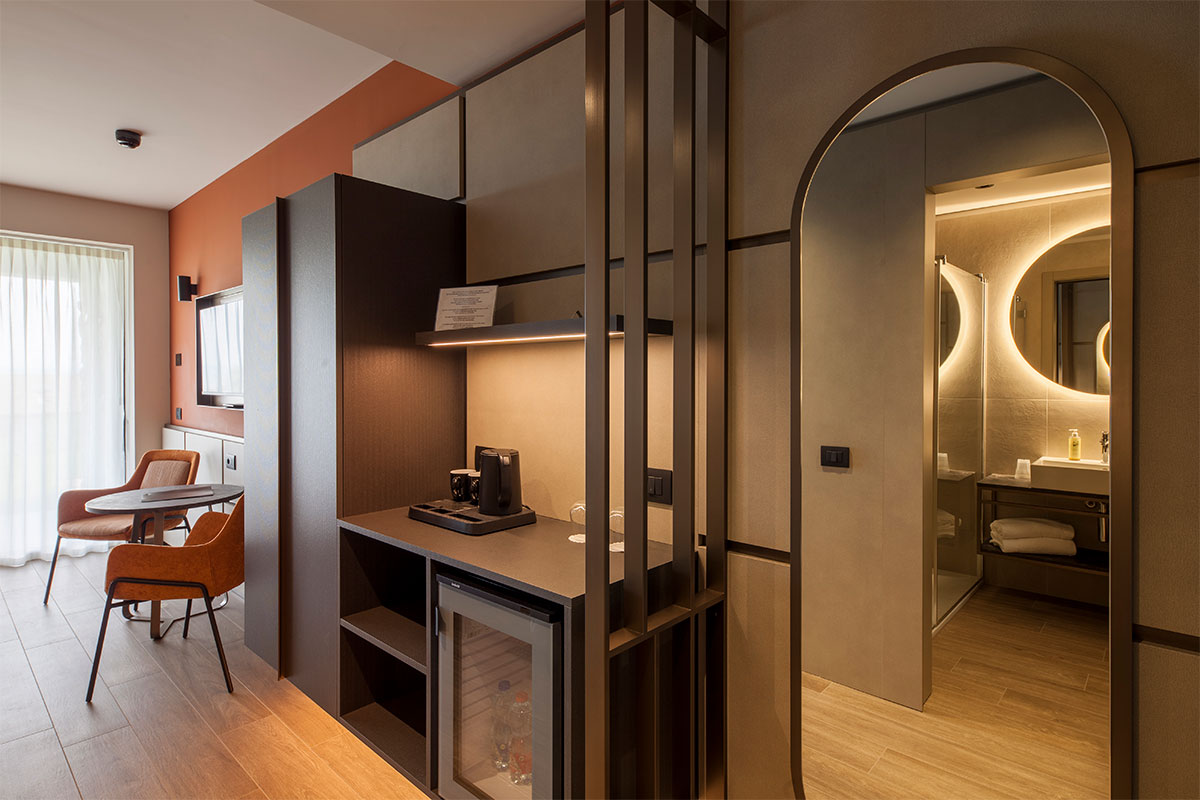 arredi-contemporanei-su-misura-gruppo5-villa-olivo-resort-bardolino-12