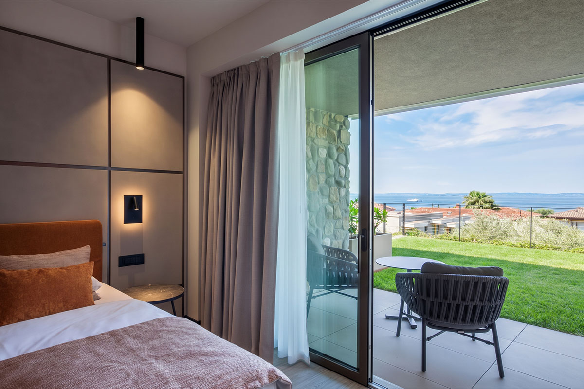 arredi-contemporanei-su-misura-gruppo5-villa-olivo-resort-bardolino-14