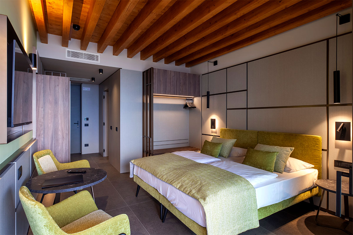 arredi-contemporanei-su-misura-gruppo5-villa-olivo-resort-bardolino-31